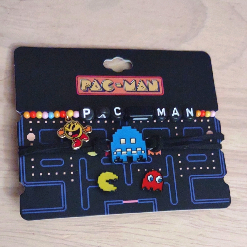 Pac Man Arcade Gamer Bracelet Stud Earrings Set Retro Style